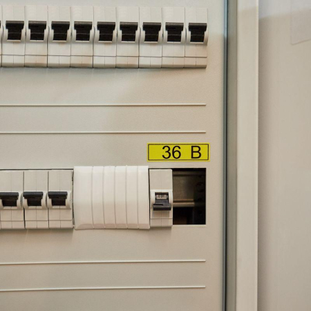 Наклейка знак электробезопасности "36В" 15х50мм Rexant 56-0009-1