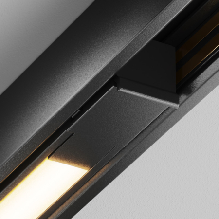 Светильник на шине Maytoni Technical TR240-2-6W3K-B