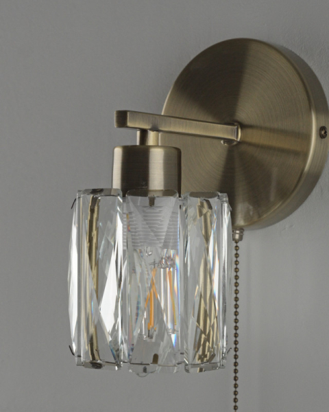 Бра Moderli V11710-1W