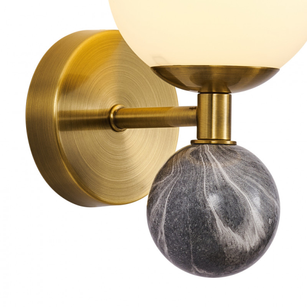 Бра Favourite 3009-1W