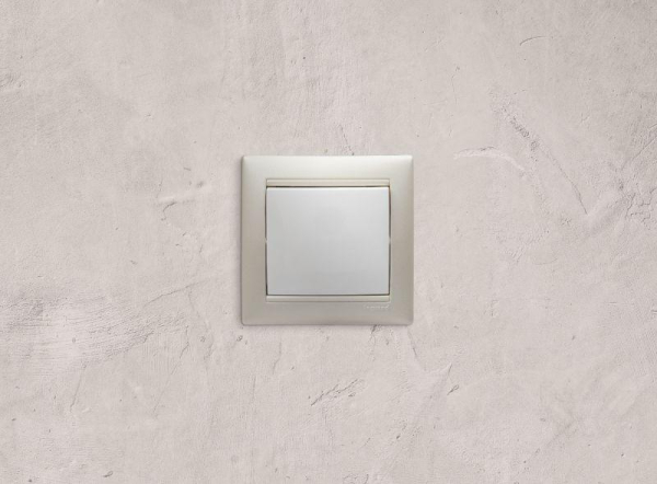 Выключатель 1-кл. СП Valena 10А IP31 250В механизм бел. IEK 774401