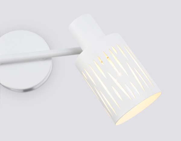 Спот Ambrella Light TR8664