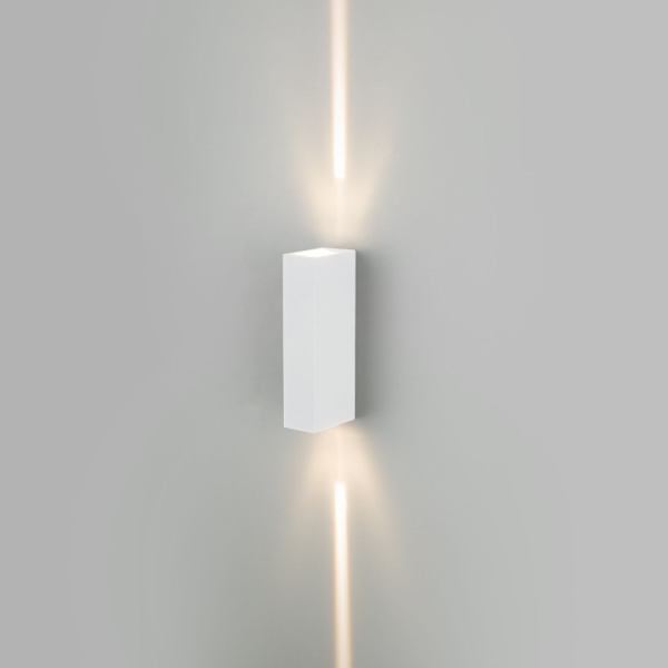 Светильник настенный Elektrostandard Blaze LED белый (35136/W)