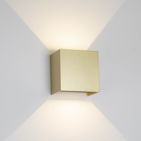 Светильник настенный Mantra 9228