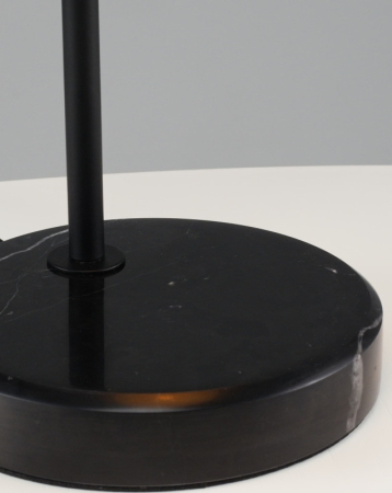 Настольная лампа Moderli V11594-1T