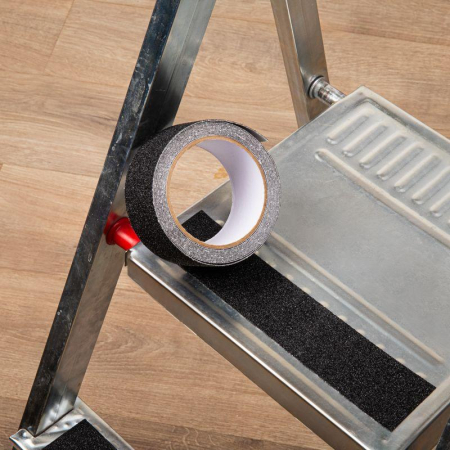 Лента противоскользящая самоклеящаяся, 50 мм х 5 м, черная REXANT