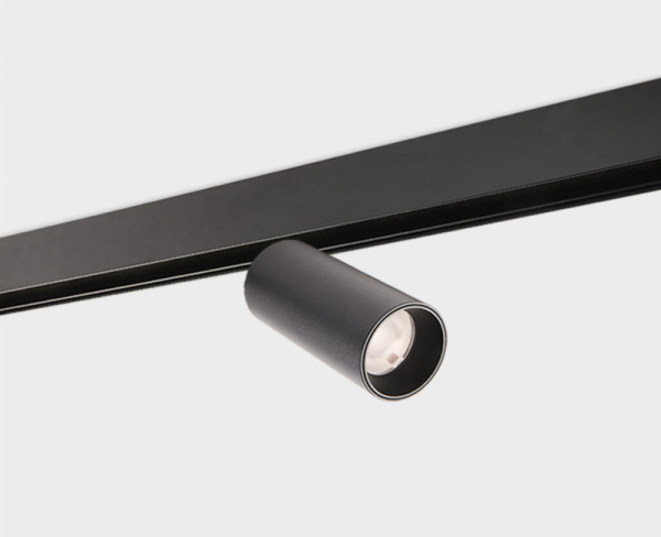 Светильник на шине ITALLINE IT012-5026 black 3000K