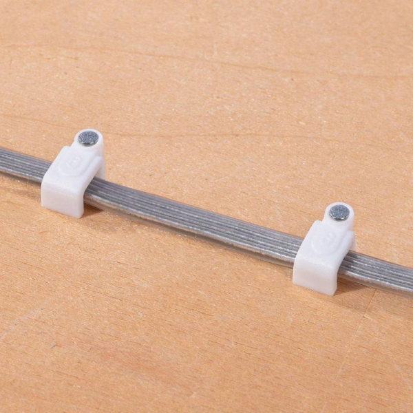 Скоба крепежная плоская с гвоздем СПП d14мм пластик. (уп.15шт) Fortisflex 49456