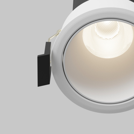 Встраиваемый светильник Maytoni Technical DL116-10W-4K-W