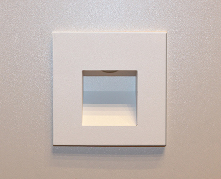 Подсветка ступеней лестницы ITALLINE DL 3019 white