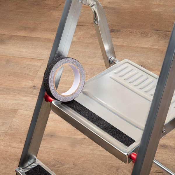 Лента противоскользящая самоклеящаяся, 25 мм х 5 м, черная REXANT