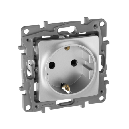 Розетка Legrand 672422