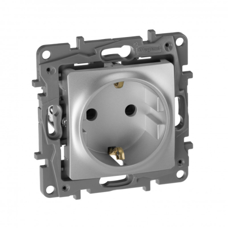Розетка Legrand 672421