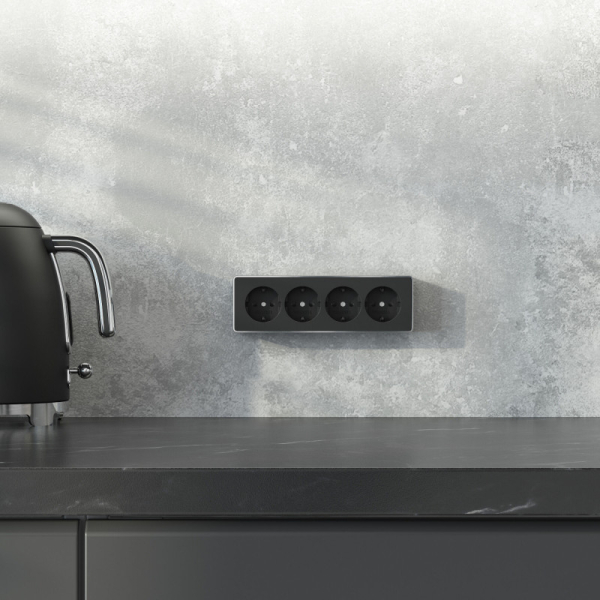 Розетка Werkel W5072258 черный/хром