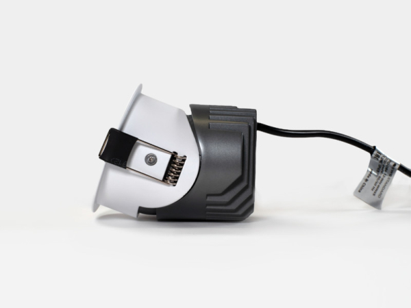 Влагозащищенный светильник SWG RC-D84-12-WH-WW65