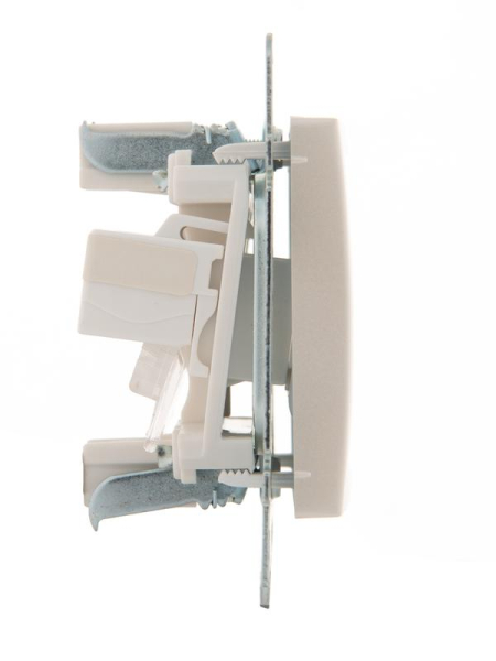 Розетка компьютерная + телефонная 2-м СП Karina RJ45 + RJ11 механизм жемчуж./бел. перламутр. LEZARD 707-3088-143