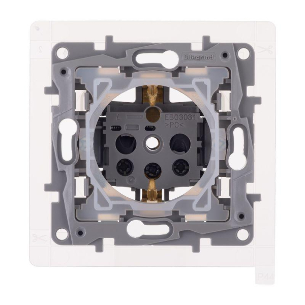 Розетка 1-м СП Etika 16А IP44 250В с заземл. со шторками с защ. крышкой безвинтов. зажимы алюм. IEK 672426