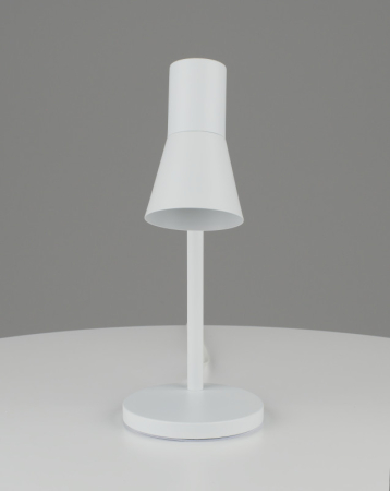 Настольная лампа Moderli V11324-1T