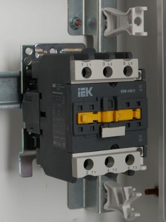 Контактор КМИ-34012 40А 230В/АС3 1НО 1НЗ KARAT IEK KKM31-040-230-11