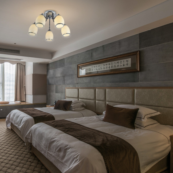 Накладная люстра Escada 1111/5P