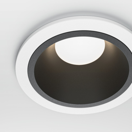 Влагозащищенный светильник Maytoni Technical DL126-GU10-WB