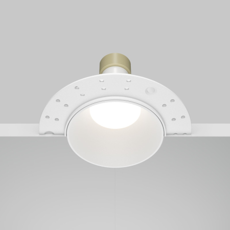 Влагозащищенный светильник Maytoni Technical DL126-GU10-TRS-W